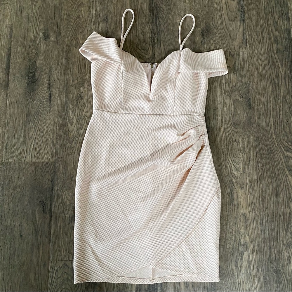 Trac blush deep v off the shoulder cocktail dress